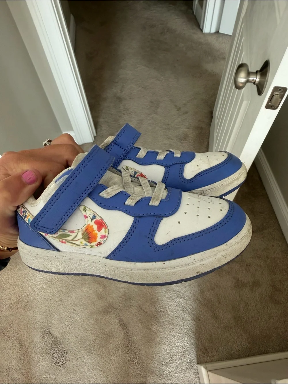 Nike Kids Blue and White Sneakers with Floral Swoosh Accent